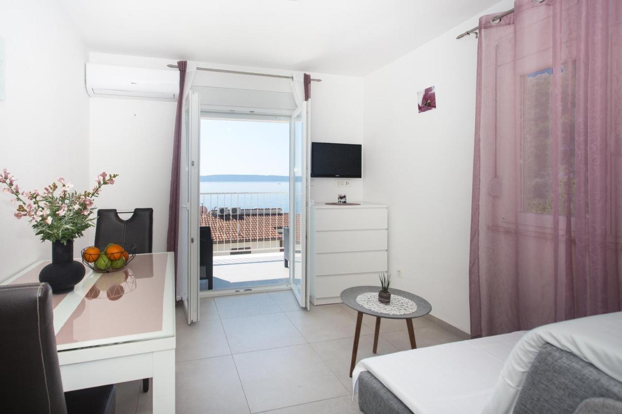 Apartments Bandic - 30 Meters To The Beach Trogir Exterior photo